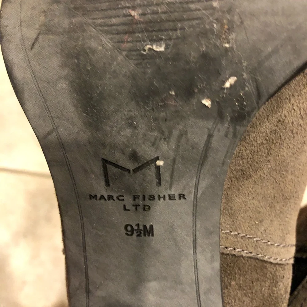 Marc Fisher LTD Women’s Brown Suede Mallory Booties - Picture 7 of 8